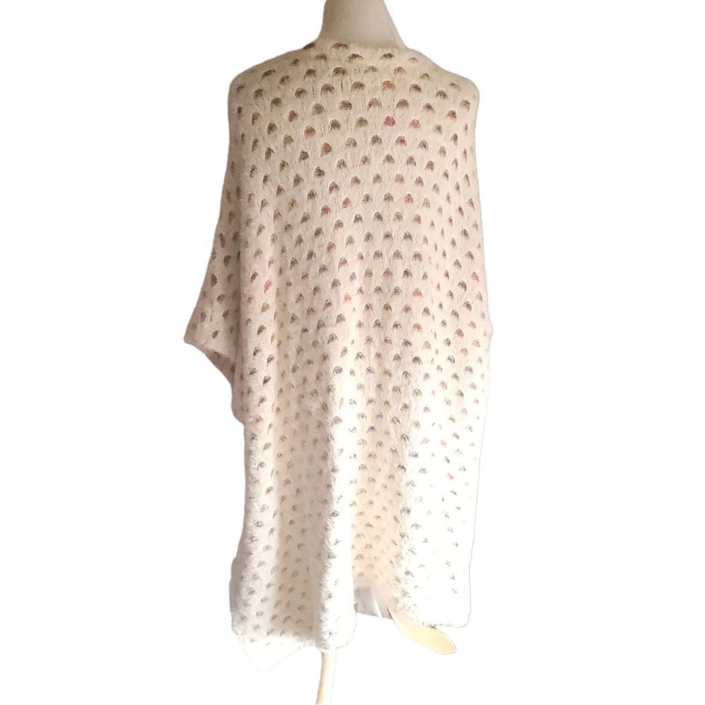 Anthropologie Akemi Kin Aurora rainbow Eyelash Wrap cardigan Kimono One Size - Picture 4 of 11
